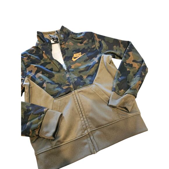 NIKE Jacket Toddlers Size 3T Green Camouflage Therma Dri Fit Full Zip - Picture 2 of 4